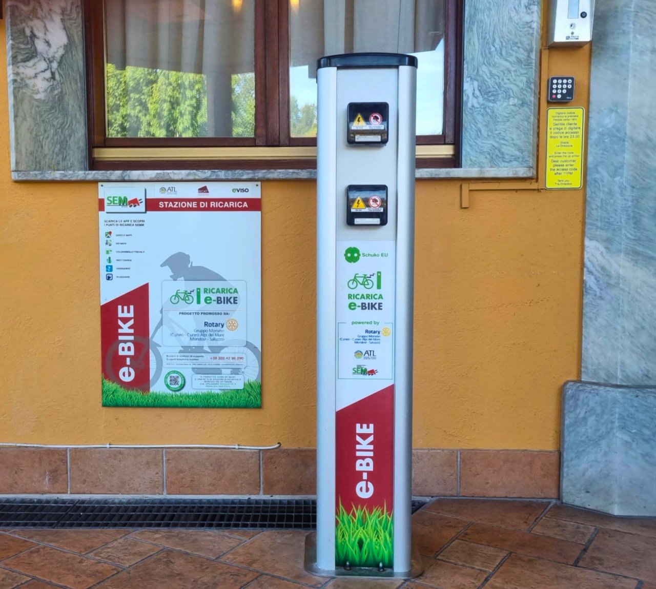 colonnina-ebike.jpg